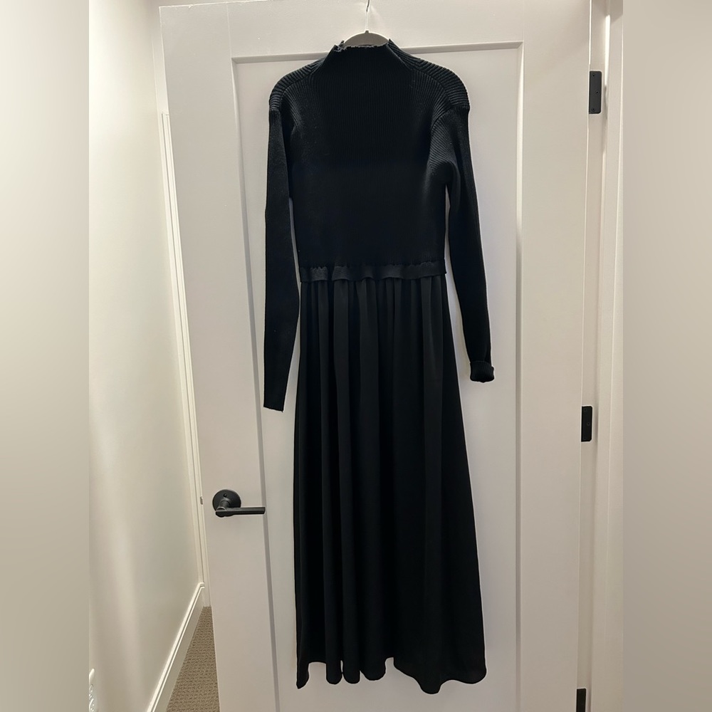 Black Long Sleeve Mock Neck Dress Size Large